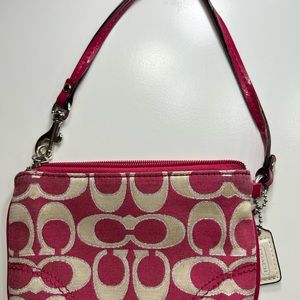 Coach wristlet wallet